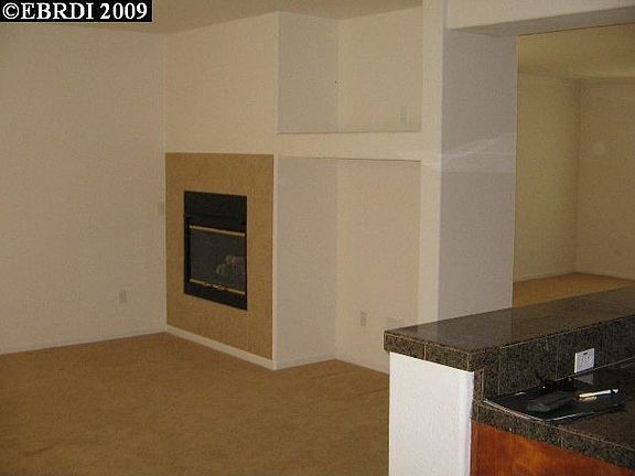 4th image of 1136 Park West Dr