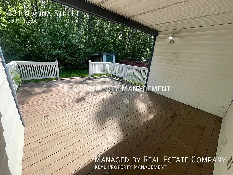 331 N Anna St — Photo 15