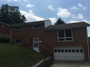 124 Russell Dr, Pittsburgh, PA