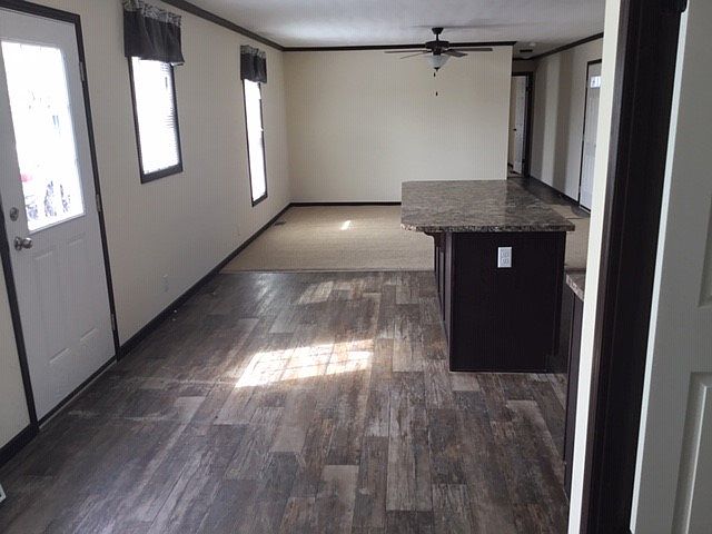 1st image of 17 Aspen Dr #17