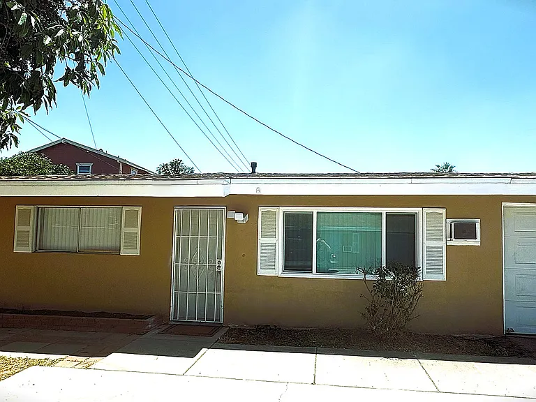 Benton Rd — Photo 1