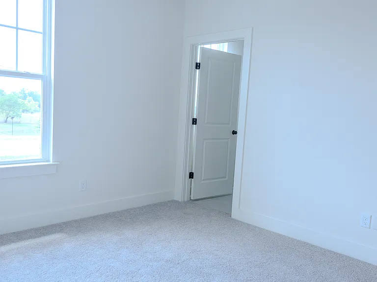 112 Nearwater Pl — Photo 18