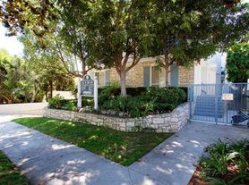 Lido Apartments - 3631 Watseka Ave, 2 Bed + 2 Bath