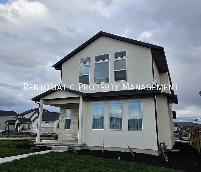 6935 Woods Rose Dr — Photo 2