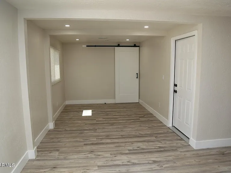 3737 E Eugie Ave — Photo 10