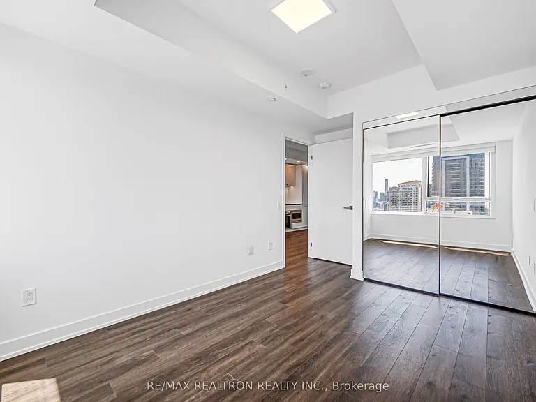 609 Sherbourne St #3201 — Photo 29