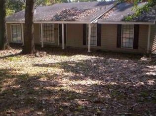 578 Country Lane Dr, Jonesboro, GA 30238