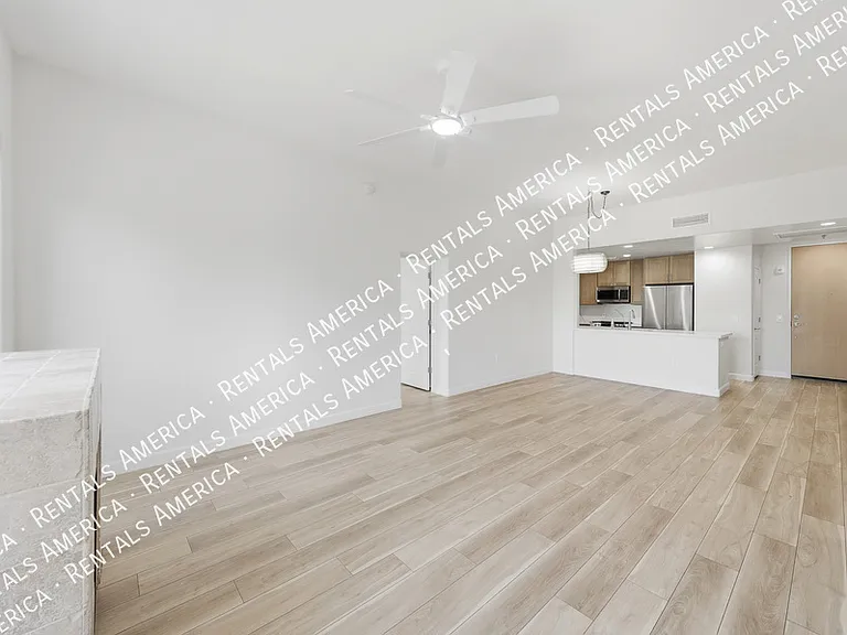 2302 N Central Ave #409 — Photo 17