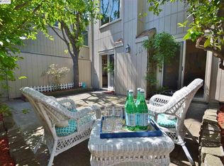1030 Melrose Ave, Alameda, CA 94502