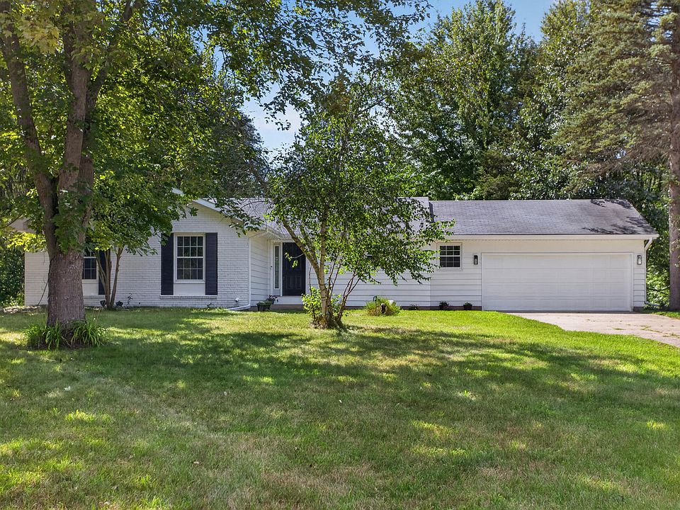 1st image of 1865 Lindsey Rd