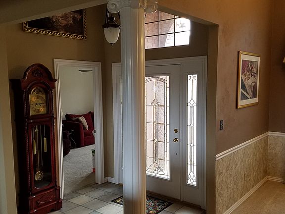 5th image of 1117 Arapahoe Dr