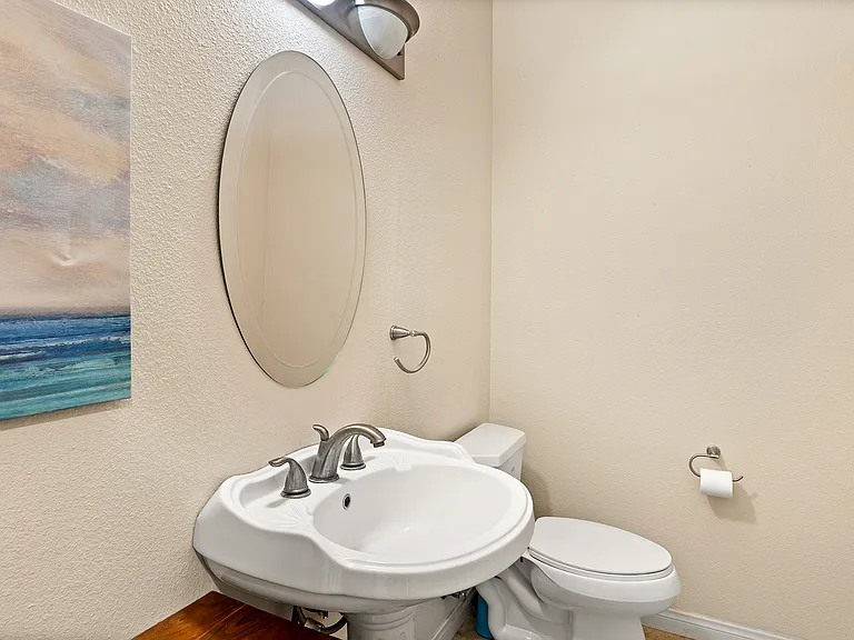 2048 Woodland Dr — Photo 14