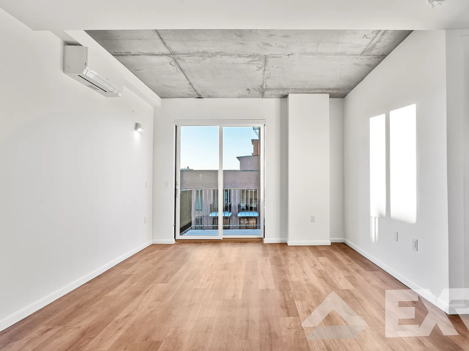 150 Noll Street — Photo 2