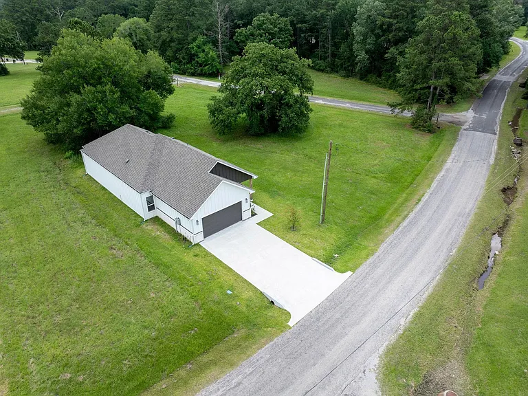 68 Fairway Dr — Photo 46