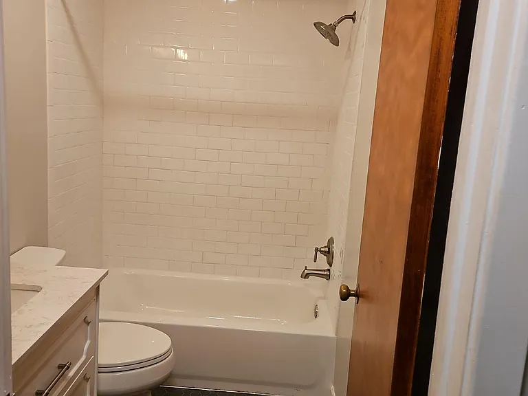 Main bathroom