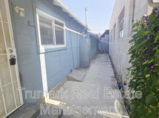 1020 S Gerhart Ave, Commerce, CA 90022