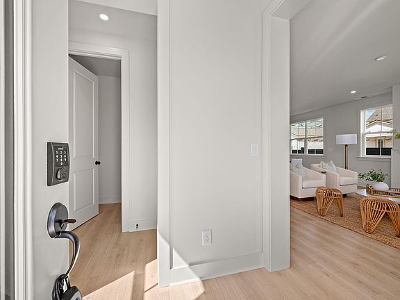 3rd image of 726 Rumbling Leaf Ln #1486
