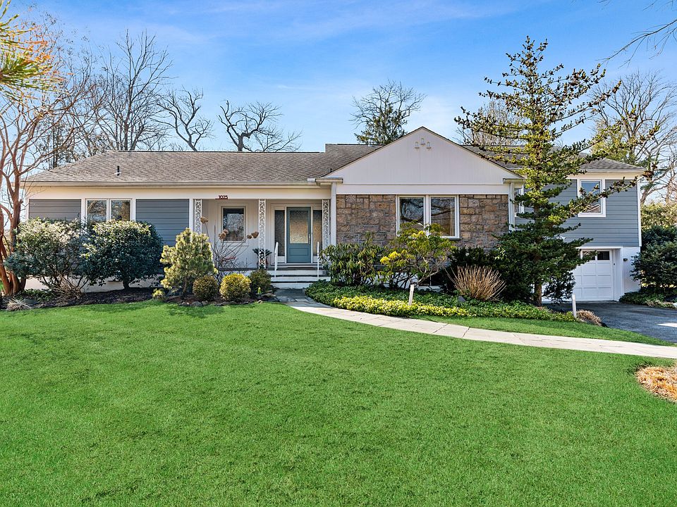 1025 Nine Acres Lane