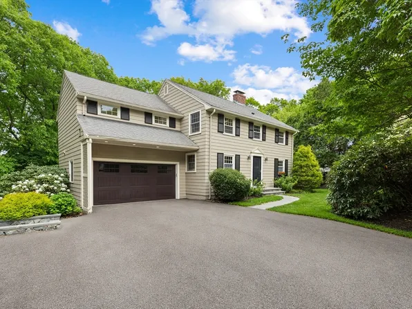 105 Thornberry Rd, Winchester, MA 01890