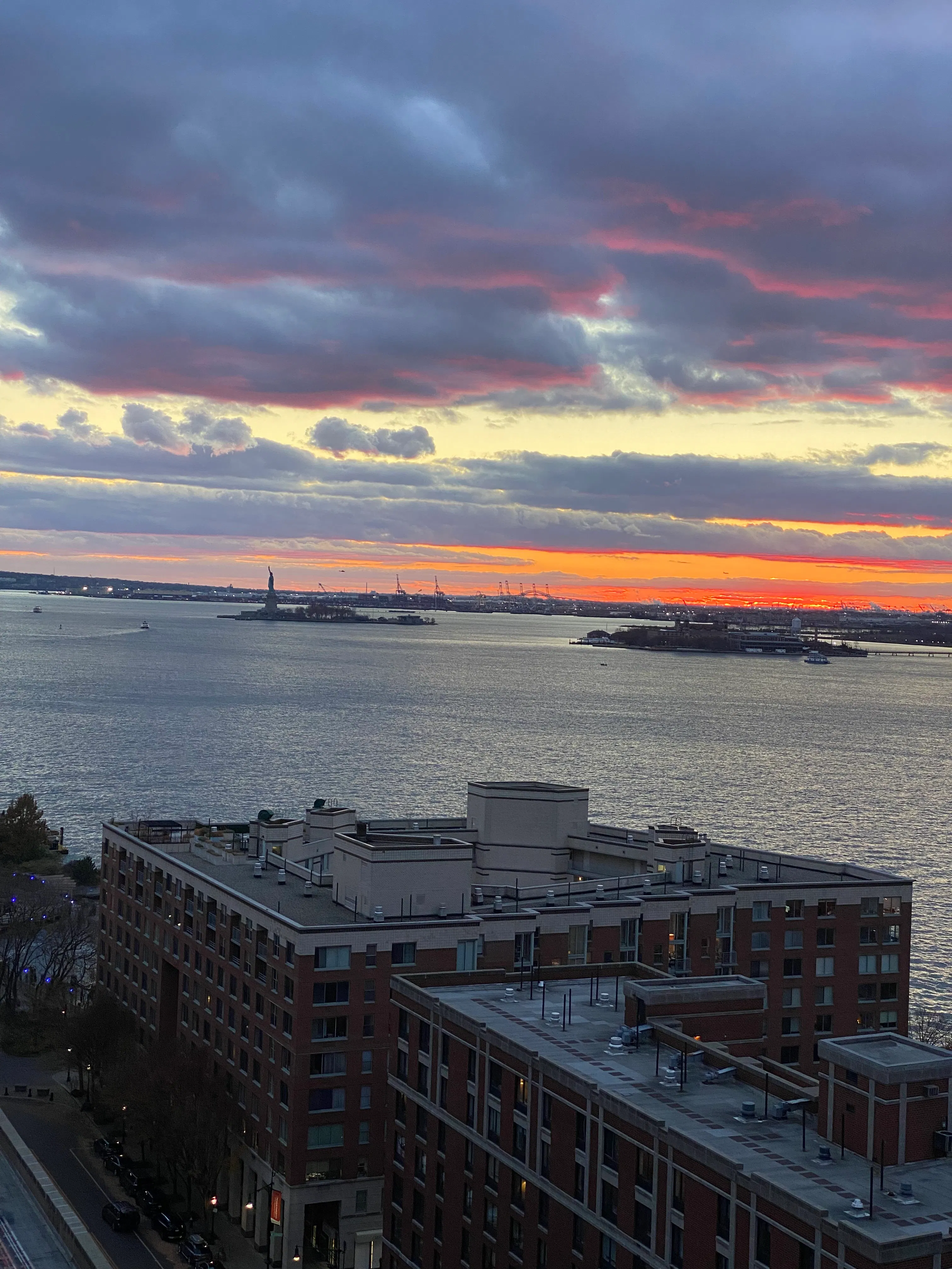 225 Rector Place #21F in Battery Park City, Manhattan | StreetEasy