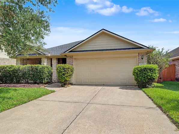 2725 Palermo Ct, League City, TX 77573