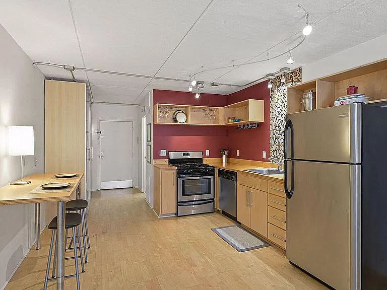 3512 Bryant Ave S #102 — Photo 5
