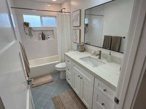 3430 Woodland Way, Carlsbad, CA 92008