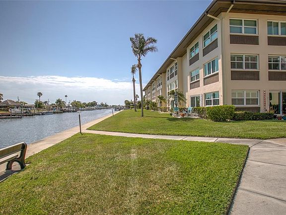 2nd image of 4452 GARNET DRIVE #306