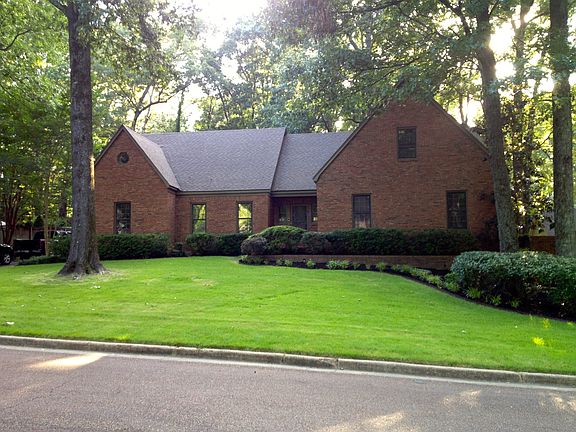 3rd image of 2465 Cedar Dale Dr