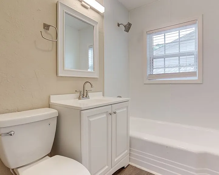 1552 E 54th St N — Photo 17