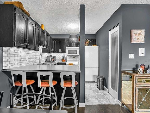 5th image of 1001 E 68th Ave SW #305