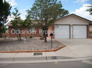 1217 Hupmobile Dr NE, Albuquerque, NM 87112