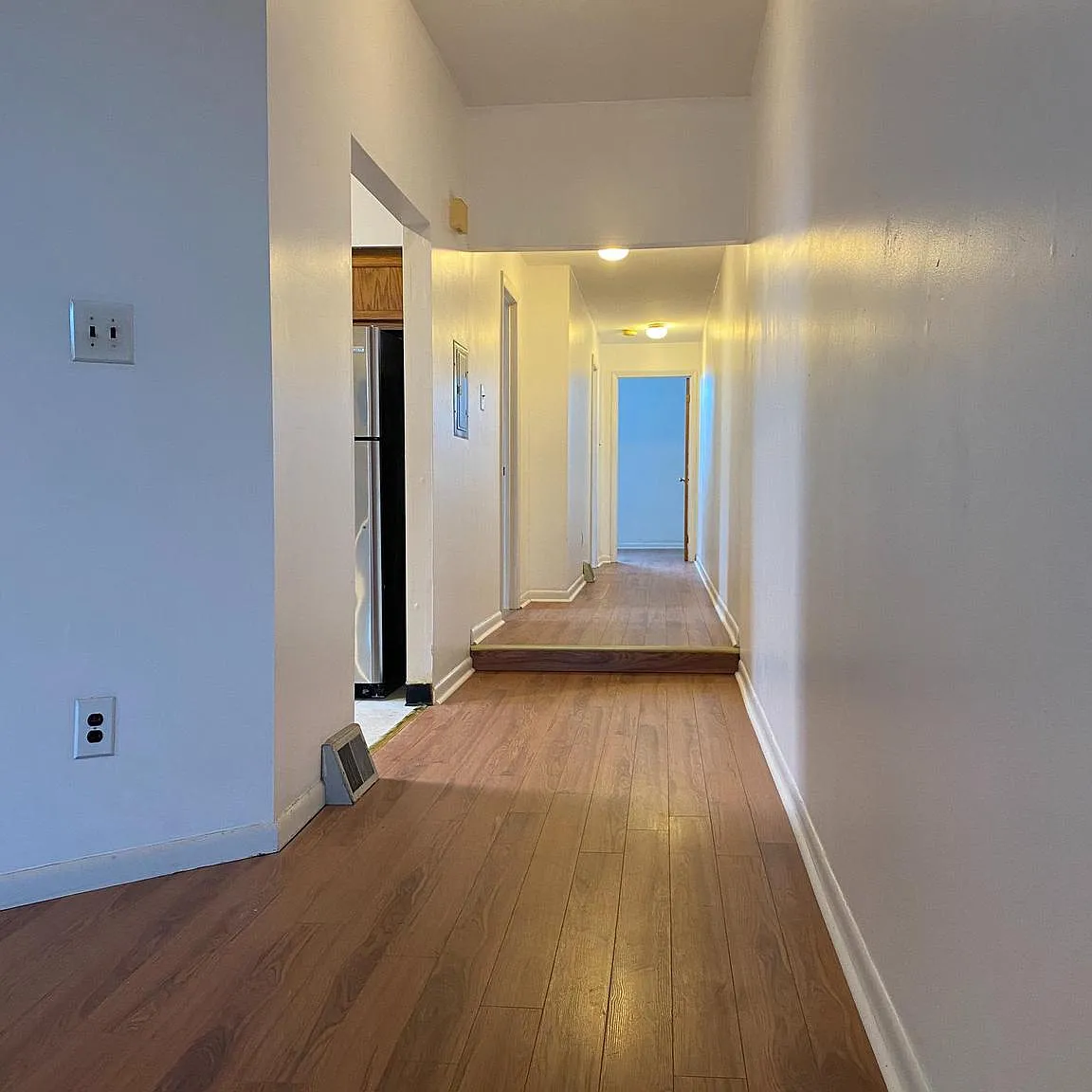 3 bed, 3627 sqft, $1,600 — Photo 1