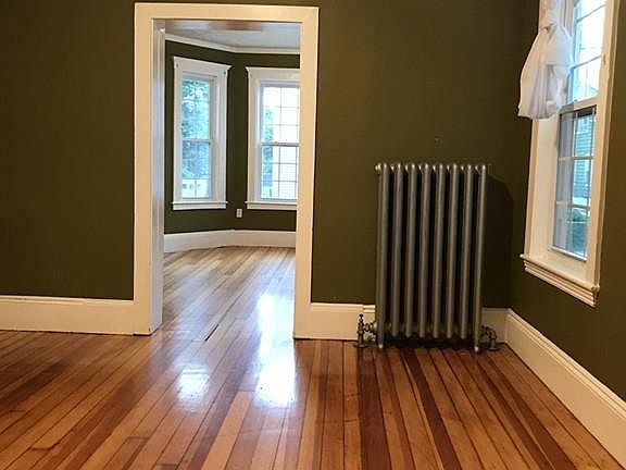 4th image of 15 Whittier St #1