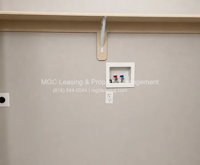 1010 Garden Dr — Photo 13