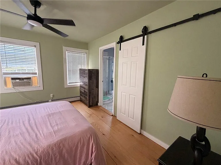 25 Marsh St — Photo 12