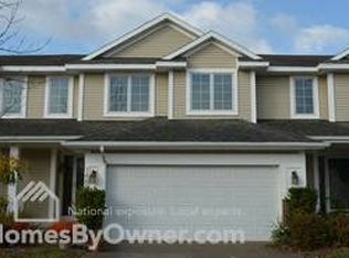 1480 Springs Dr, Pleasant Hill, IA 50327