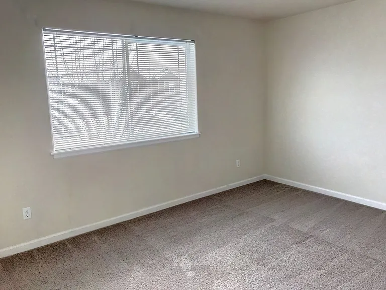 1030 Alturas Dr — Photo 17