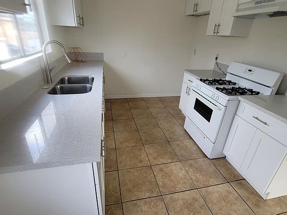 4th image of 22790 Allies Pl APT C