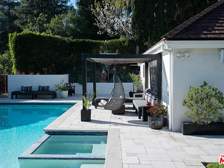 3063 Deep Canyon Dr — Photo 15