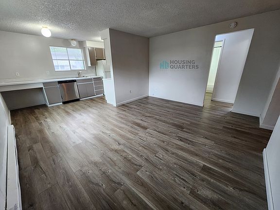 2nd image of 1810 N Addison St #7