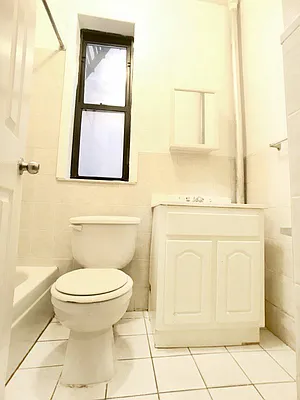 Rented by Bohemia Realty Group | media 4