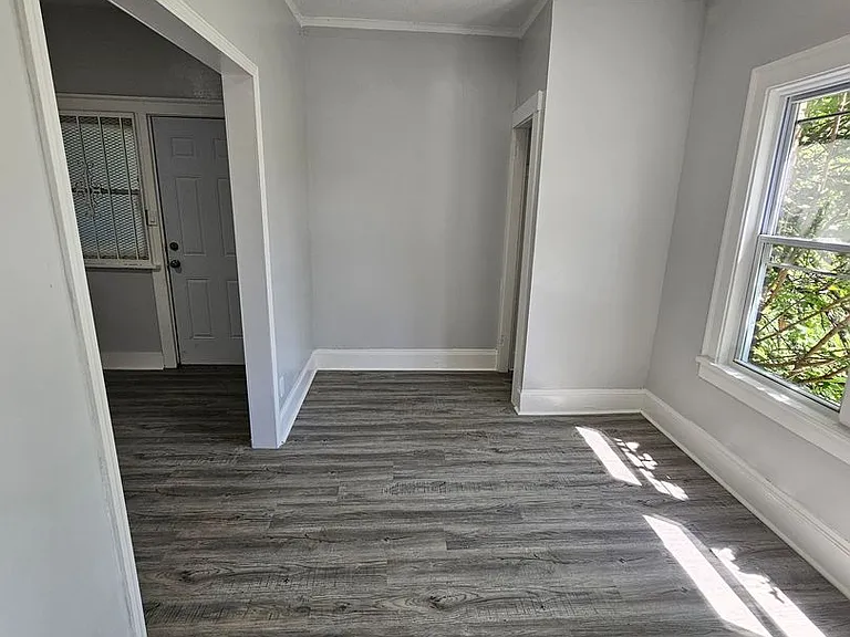 14201 Westropp Ave — Photo 34