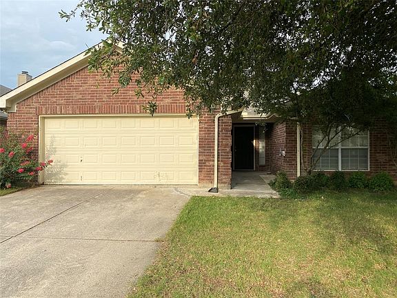 3rd image of 3108 Silent Creek Trl