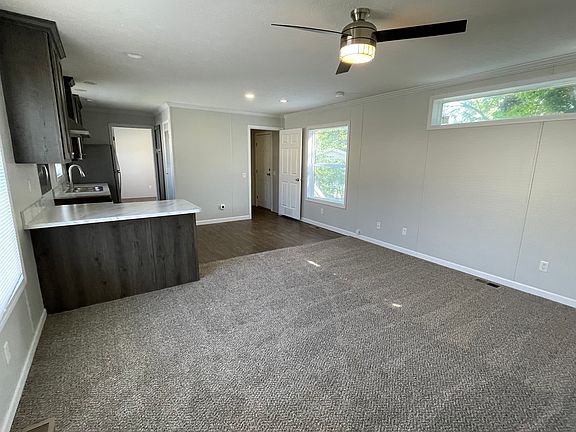3rd image of 37 Starling Hill Dr #244