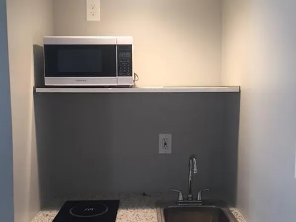 4234 Chestnut St #2R-A, Philadelphia, PA 19104