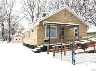 2225 Hoff St, Flint, MI 48506