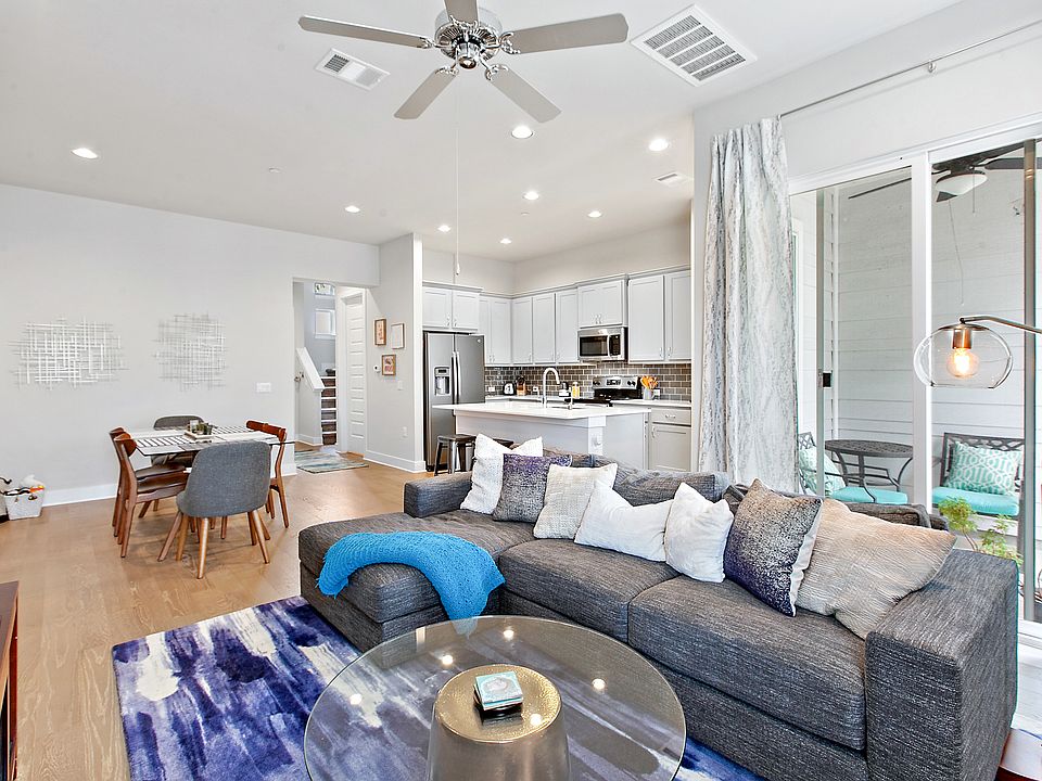 1st image of 3108 E 51st St Unit 1503