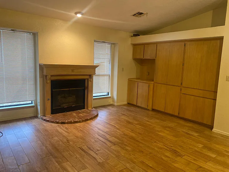 428 SW 80th St — Photo 10