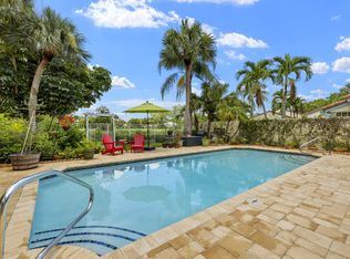 2417 Vista Del Prado Dr, Wellington, FL 33414